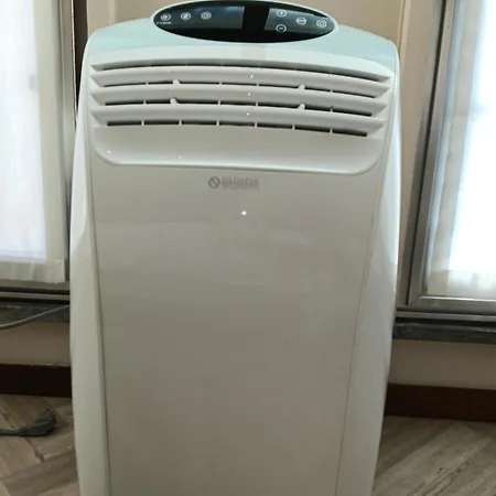 Ampio Monolocale Vicino Al Lungolago Di