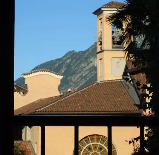 Ampio Monolocale Vicino Al Lungolago Di דירה לקו