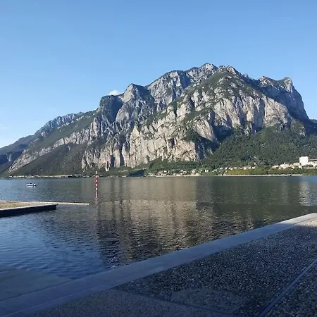 Ampio Monolocale Vicino Al Lungolago Di Apartament *