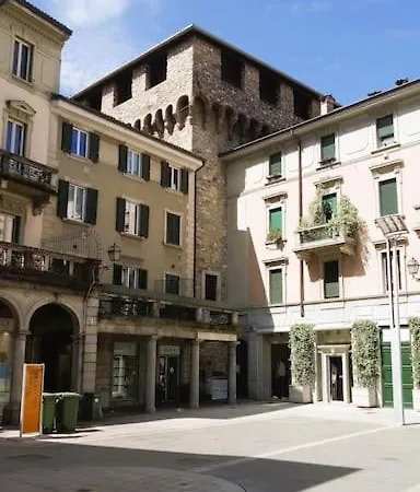 Apartament Ampio Monolocale Vicino Al Lungolago Di