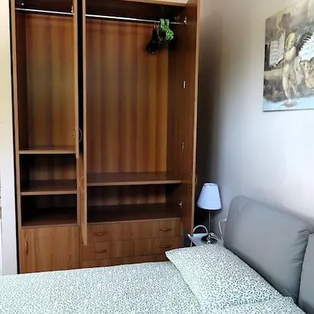 Apartment Ampio Monolocale Vicino Al Lungolago Di *