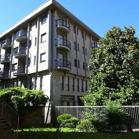 Ampio Monolocale Vicino Al Lungolago Di Apartment Lecco