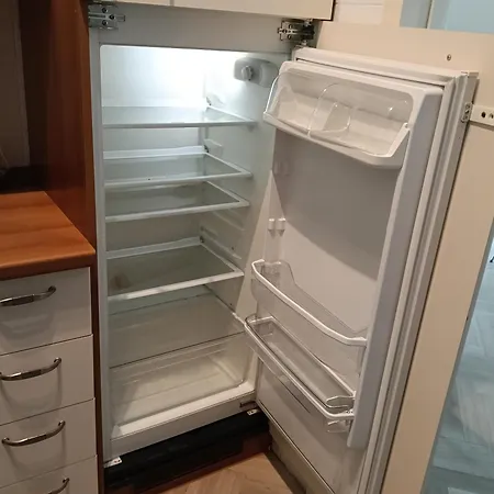 Ampio Monolocale Vicino Al Lungolago Di Apartament Lecco