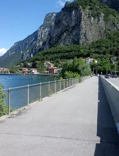 Ampio Monolocale Vicino Al Lungolago Di