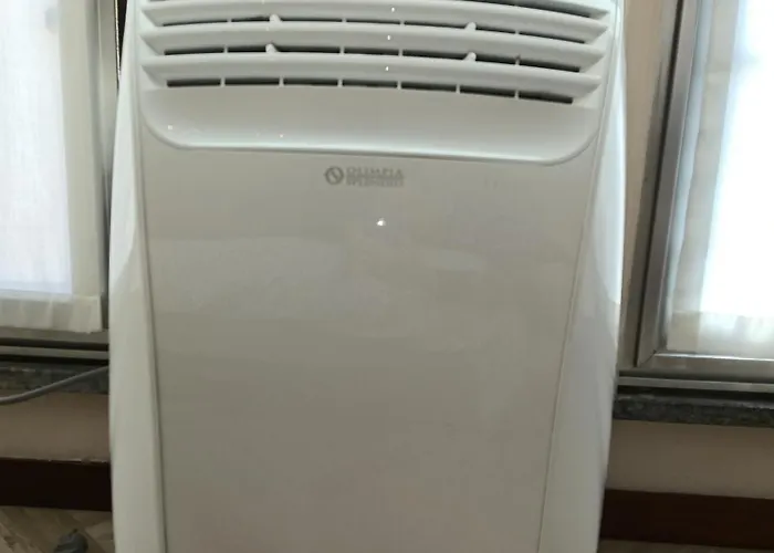 Ampio Monolocale Vicino Al Lungolago Di