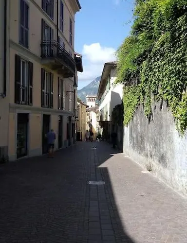 Ampio Monolocale Vicino Al Lungolago Di * Lecco