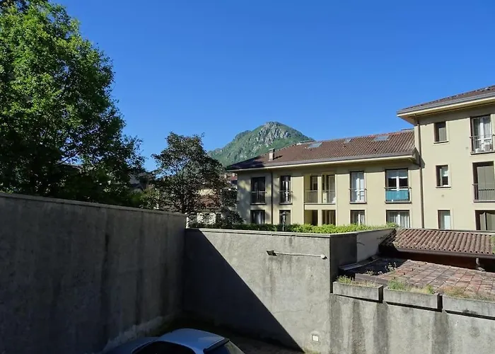 Ampio Monolocale Vicino Al Lungolago Di Διαμέρισμα Lecco